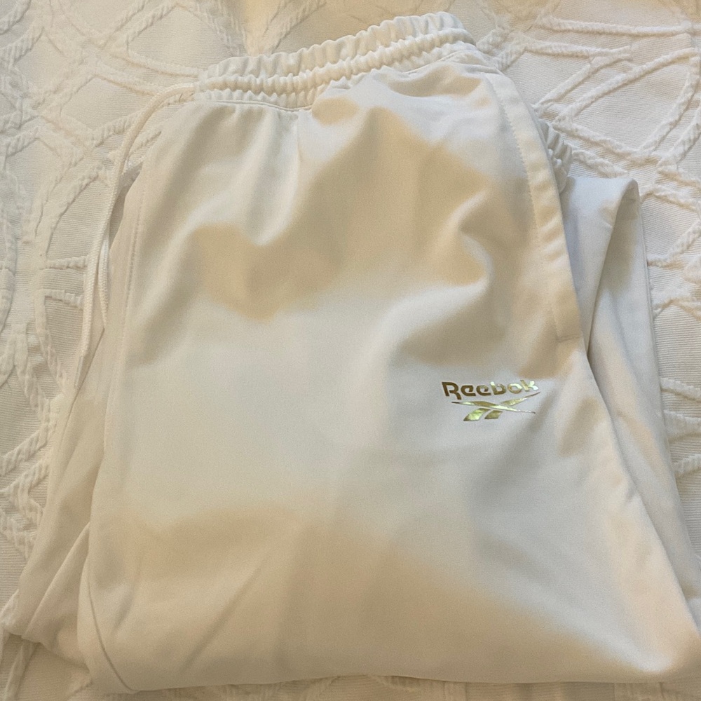 Reebok White Sweatpants Relaxed Fit Joggers